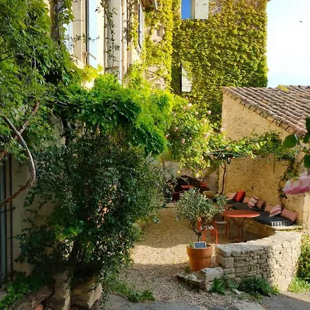 Bed & Breakfast La Maison Près De La Fontaine *
